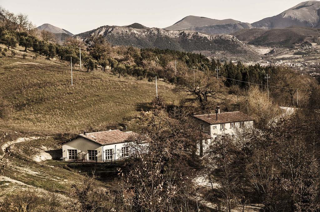 Agriturismo L'Oca Blu Hotel Gubbio Exterior photo